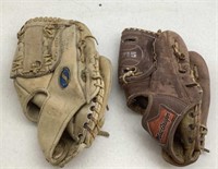 Pair Vtg Baseball gloves MacGregor 715  Spalding