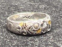 Sterling Silver 925 Ring w/Flowers