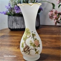 Vintage White Frosted Bird Ruffled Glass Vase
