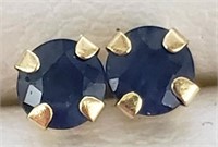 $240 10K  Sapphire(0.6ct) Earrings