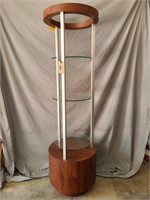 Round glass shelf display tower