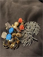 Lot of 10 Vintage Jewelry