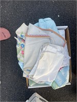 Misc linen lot