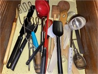 Misc Kitchen Gadgets, potato masher, laddle, ect