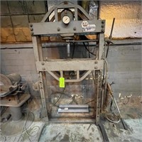 KRW 37G 60 Ton H-Frame Press  (KEN14)