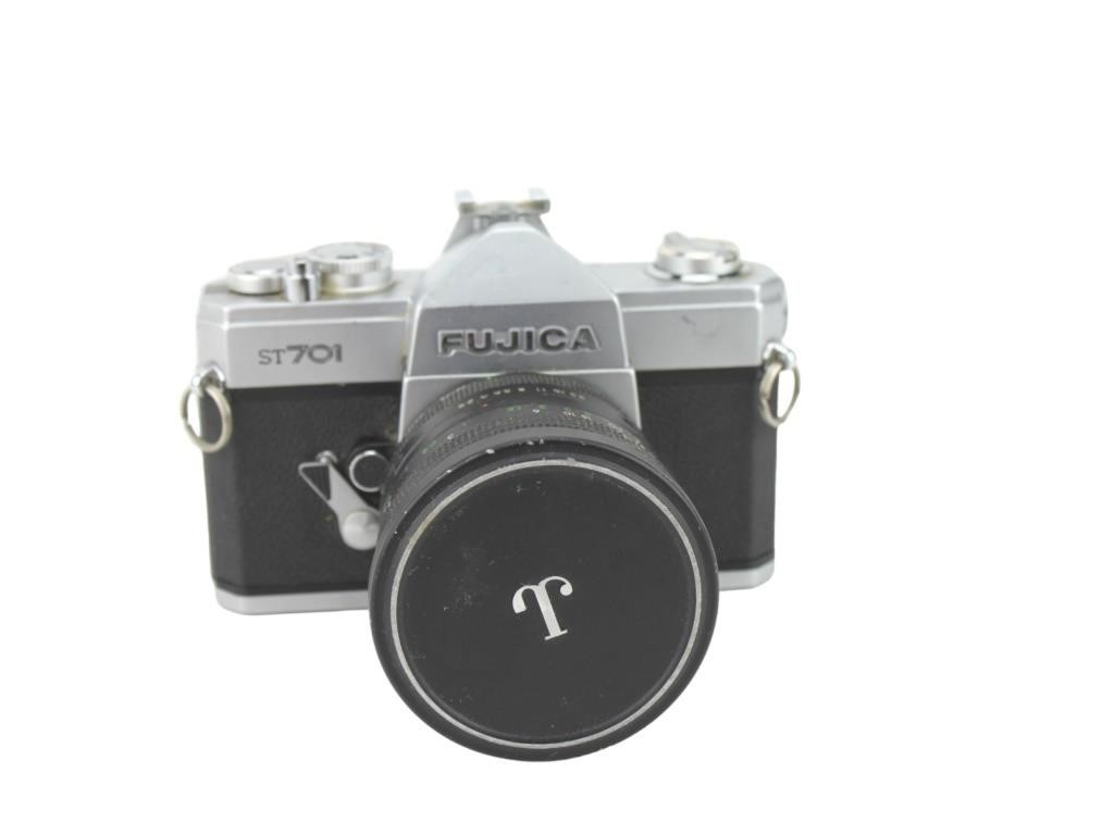 FUJICA ST701 35MM FILM SLR CAMERA