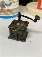 MINIATURE COFFEE GRINDER PENCIL SHARPENER