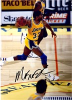 Magic Johnson Autograph Autograph  Photo