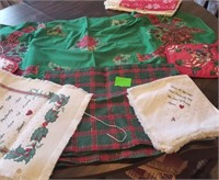 CHRISTMAS TABLECLOTH / PLACEMATS APRON AND MORE