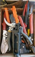 TRAY ASSORTED TOOLS