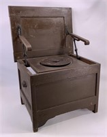 Oak potty chair, agate pan has wooden lid, top