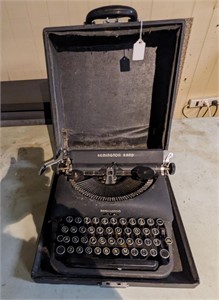 VTG Remington Rand Typewriter w/Case