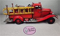 Red Metal Decorative Vintage Fire Truck
