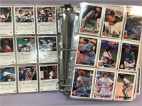 1993 Donruss set baseball cards in binder