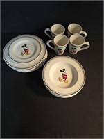 VINTAGE GIBSON MICKEY MOUSE DISHES