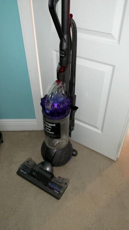 Dyson Vacuum Cleaner