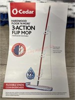 O-Cedar 3 action flip mop