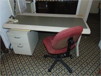 Rubbermaid Desk and office chair