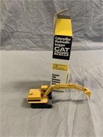 Caterpillar Scale Model CAT 225 Excavator