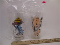 1973 Slow Poke Rodriguez & Porky Pig glasses