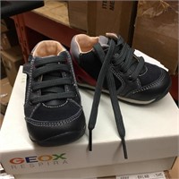 GEOX RESPIRA BABY BOY SHOES SIZE 4 1/2 (CHILD)