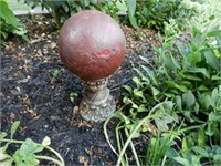 Garden Ball Decor