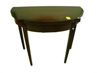 Mahogany, Hepplewhite, flip top game table