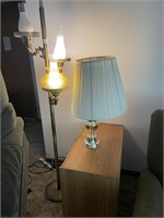 2 LAMPS AND ROLLING SHELF