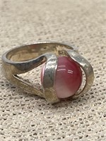 Sterling Silver Ring w/ Pink Stone, 6.13g, Sz 7