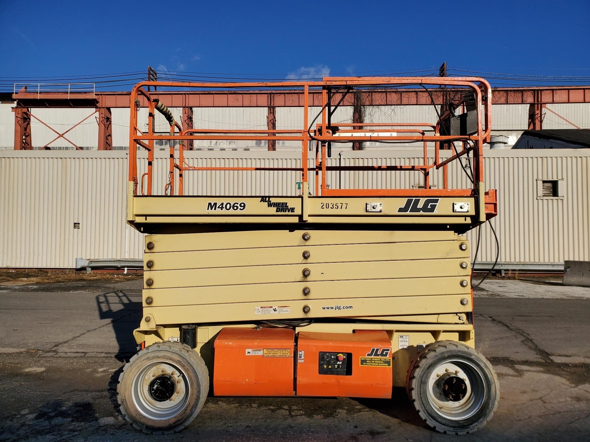 2016 JLG M4069 40ft Scissor Lift Electric & Diesel