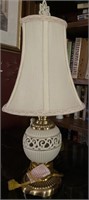 WHITE PIERCED PORCELAIN TABLE LAMP
