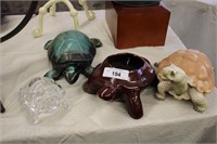 4PC COLLECTION OF TURTLES