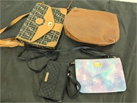 CLUTCHES AND PURSES