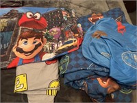 Set of twin Super Mario sheets. Comforter,
