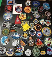 W - LOT OF COLLECTIBLE PATCHES (L75)