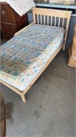 Kids bed