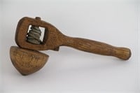 ANTIQUE WOOD SPINNING TOP TOY