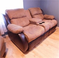 Micro suede double recliner w/ center console,