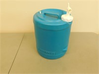 Reliance water jug