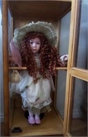 F - COLLECTIBLE DOLL (B105)