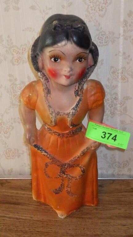 VINTAGE CHALKWARE SNOW WHITE 13 1/2"