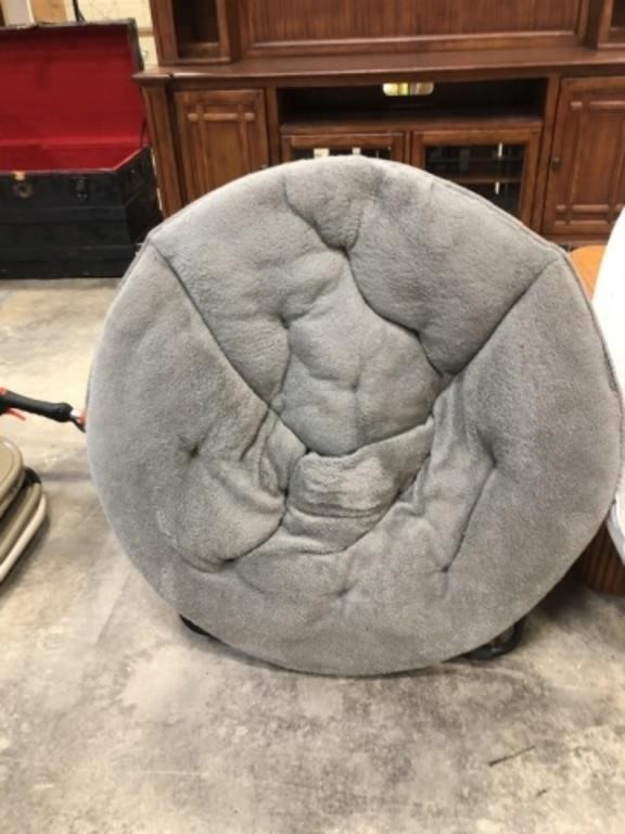 FOLD UP CHAIR