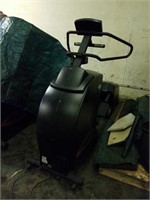 Sports Art 8100 Elliptical Machine