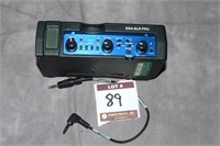 Beachtek DXA-SLR Pro Potable Mic Mixer with Output