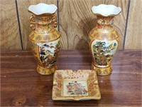 Small Pair of Unmarked Oriental Vases & Ashtray