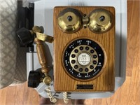 OAK WALL ROTARY DIAL PHONE