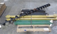 Pallet AGCO parts, 320 pounds