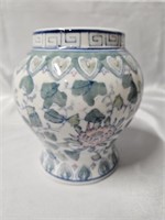 PORCELAIN GINGER JAR VASE 5.5" NO LID