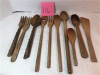 Wooden cooking utensils