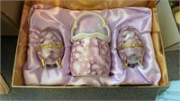 Le Tresor Candle Set Pink 3 piece 2 eggs 4" and a